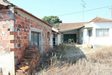 Casa de campo na aldeia de arruda dos pisões a 58 minutos de lisboa