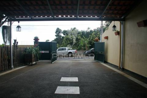 Fantástica moradia t3+1 em gaula