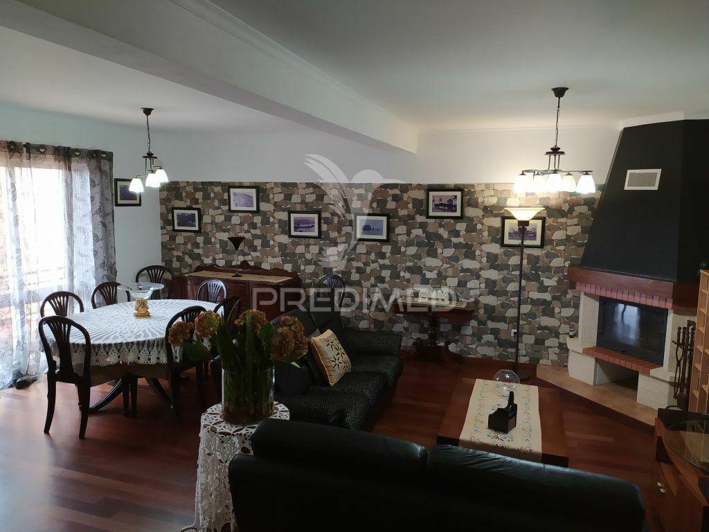 Fantástica moradia t3+1 em gaula