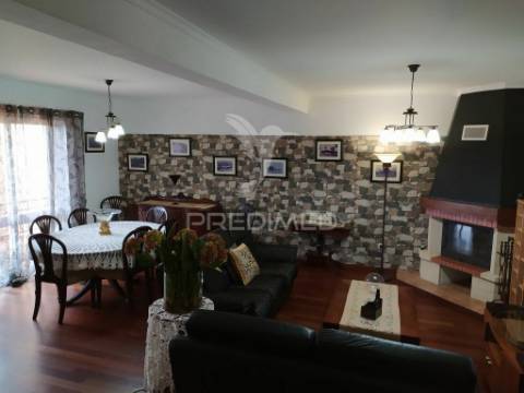 Fantástica moradia t3+1 em gaula