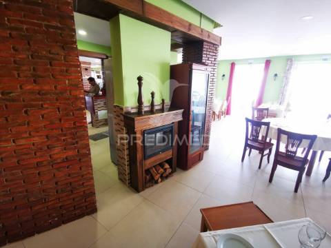 Restaurante/bar centro de alvor 223m2