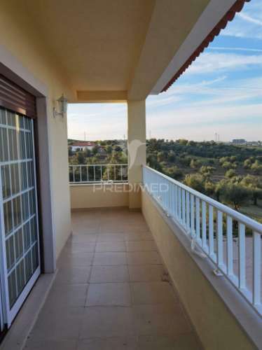 Moradia t3 com terreno, alcanhões / santarém