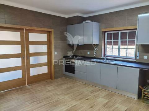 Moradia t3 com terreno, alcanhões / santarém