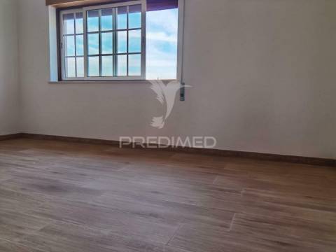 Moradia t3 com terreno, alcanhões / santarém