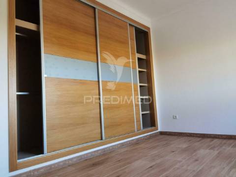 Moradia t3 com terreno, alcanhões / santarém