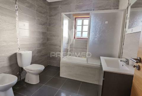 Moradia t3 com terreno, alcanhões / santarém
