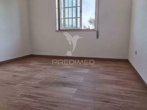 Moradia t3 com terreno, alcanhões / santarém