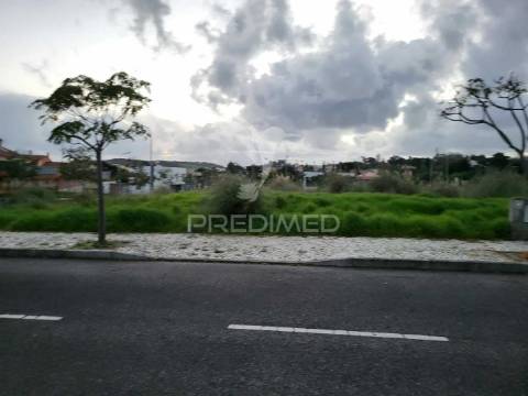 Lote c/ 216m2 em albarraque para moradia com 2 pisos + cv