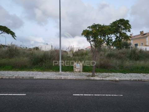 Lote c/ 216m2 em albarraque para moradia com 2 pisos + cv