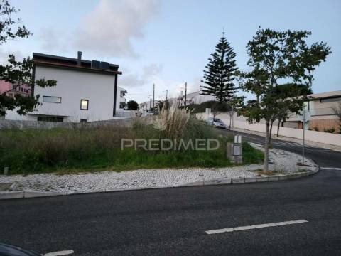 Lote c/ 216m2 em albarraque para moradia com 2 pisos + cv
