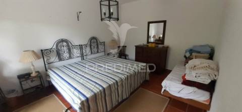 Quinta com 1,275ha com moradia t3 em alvito
