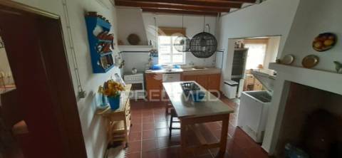 Quinta com 1,275ha com moradia t3 em alvito