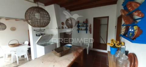 Quinta com 1,275ha com moradia t3 em alvito
