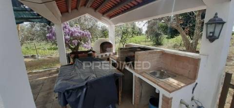 Quinta com 1,275ha com moradia t3 em alvito