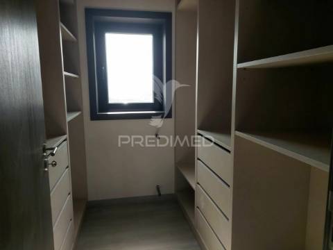 Moradia isolada t4 com 2 suites