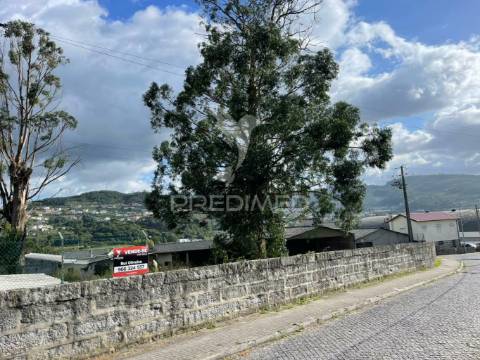 Excelente lote terreno em pleno centro de vila das aves