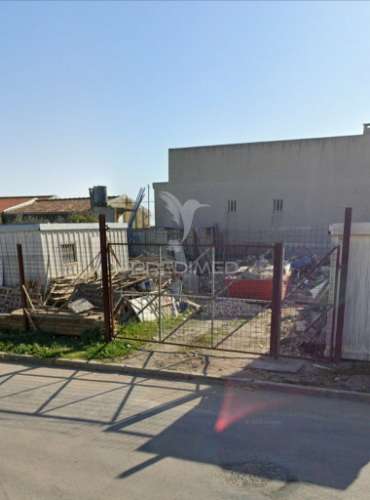 Terreno urbano portela da azóia