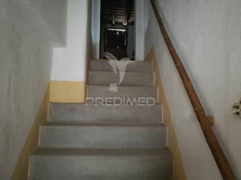 Prédio no centro histórico de alter do chão