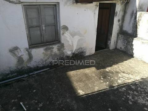 Prédio no centro histórico de alter do chão