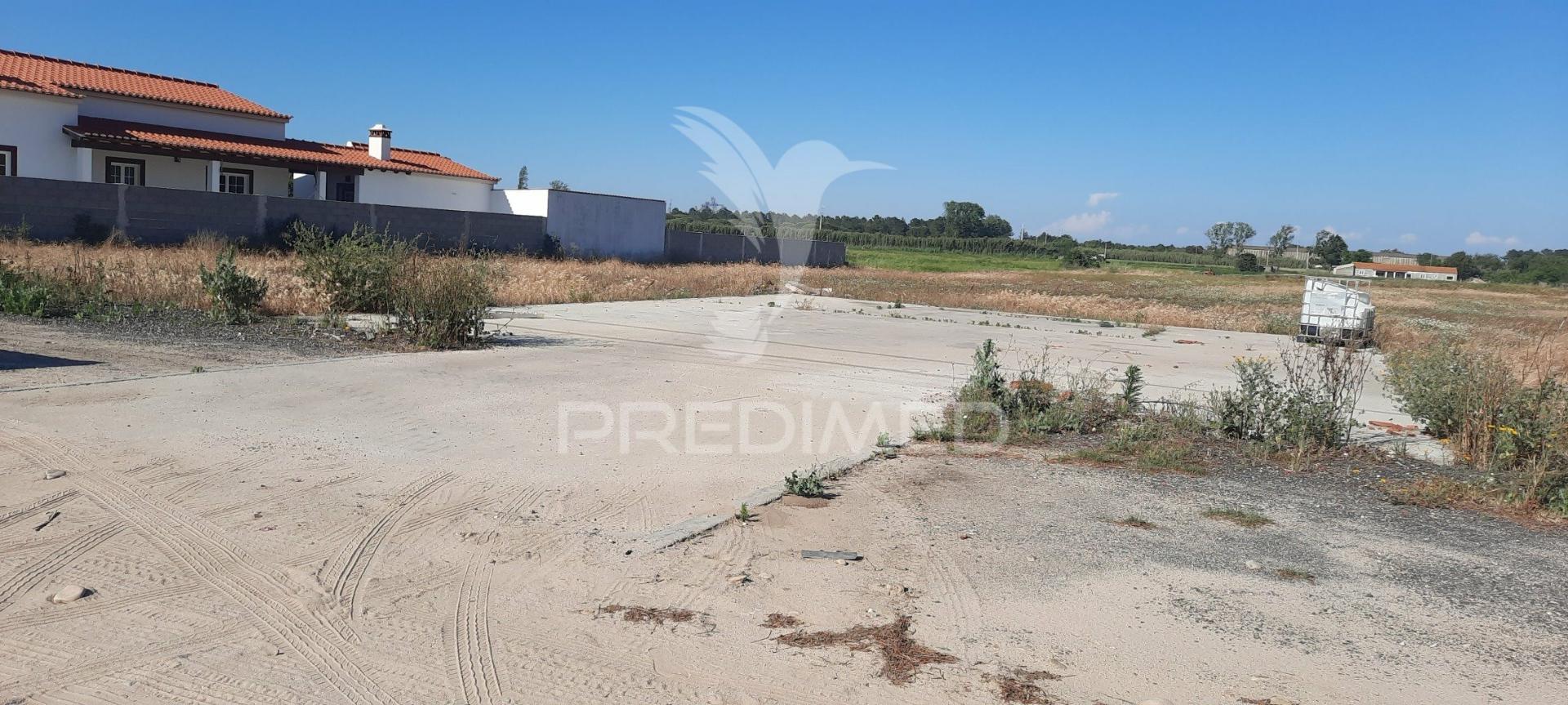 Terreno urbano para construção