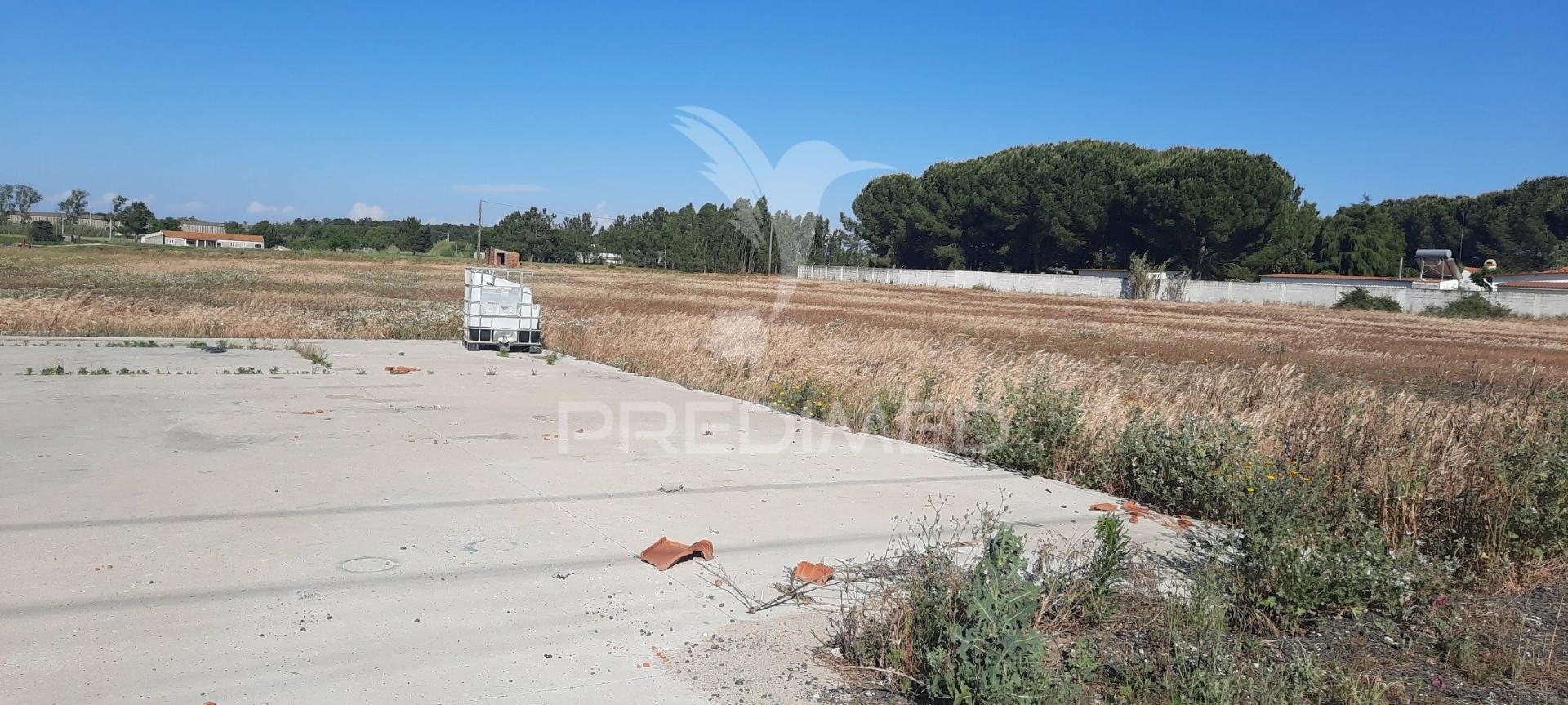 Terreno urbano para construção