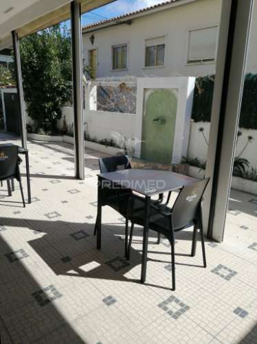 Cede - se restaurante típico adega em sintra
