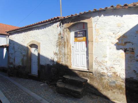 Conjunto de 3 casas em santa marta de penaguião