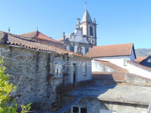 Conjunto de 3 casas em santa marta de penaguião