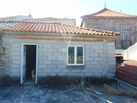 Conjunto de 3 casas em santa marta de penaguião