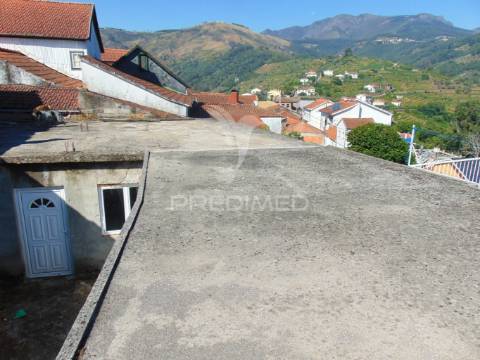 Conjunto de 3 casas em santa marta de penaguião