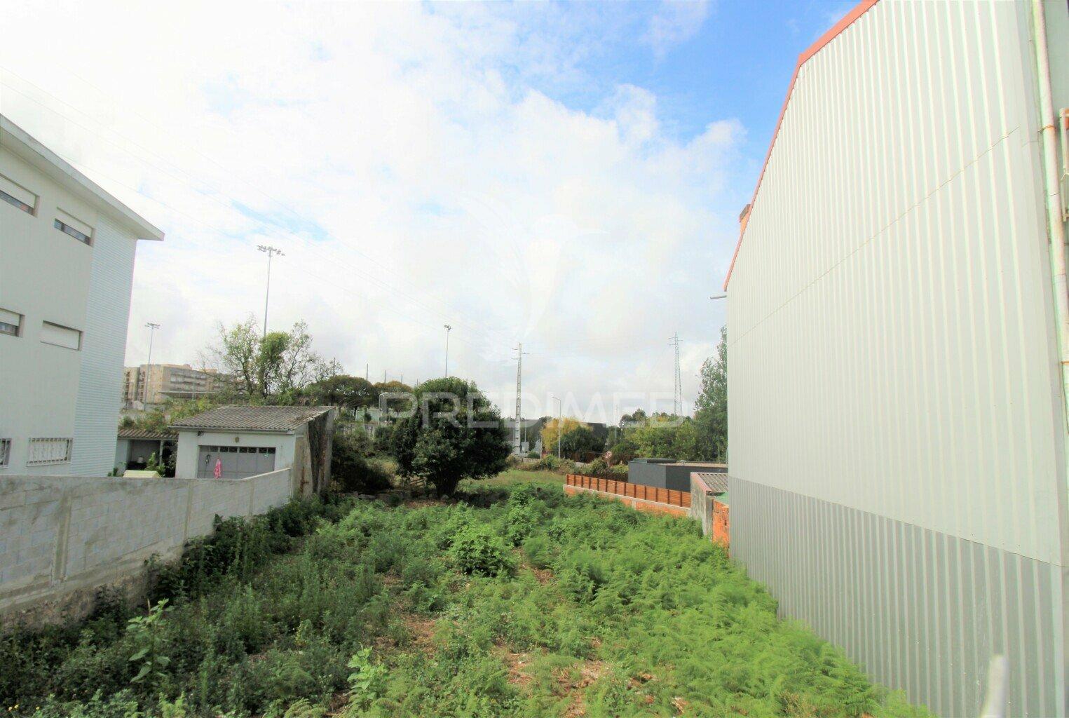 Lote para construção moradia em pedrouços