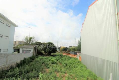 Lote para construção moradia em pedrouços