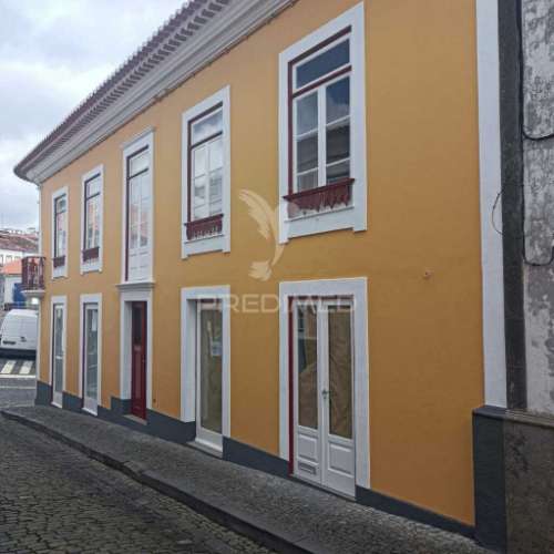 Moradia tradicional centro de angra