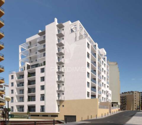 Novo t2 de luxo com terraço e garagem na praia rocha