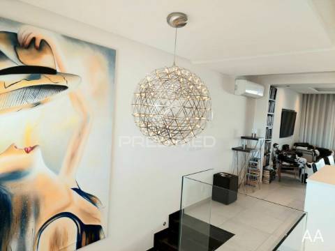 Vilamoura - apartamento com vista mar /apartment  overlooking the marina and the sea