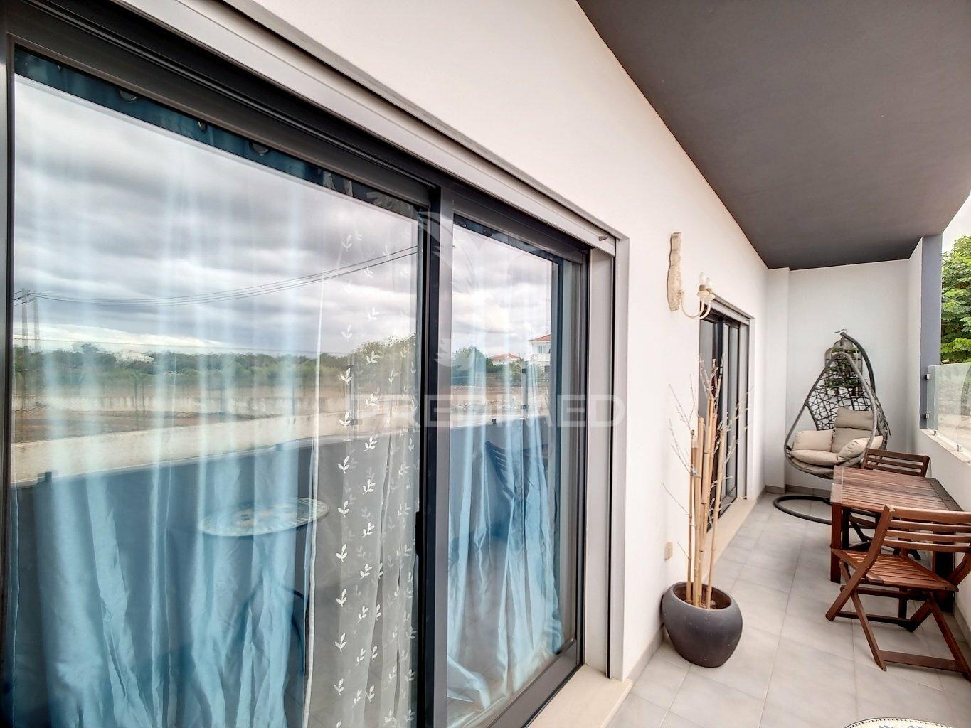 Apartamento t2 - condomínio c/piscina em cabanas de tavira