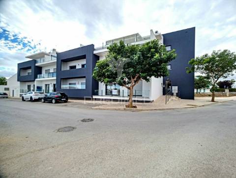 Apartamento t2 - condomínio c/piscina em cabanas de tavira