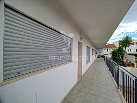 Apartamento t2 - condomínio c/piscina em cabanas de tavira