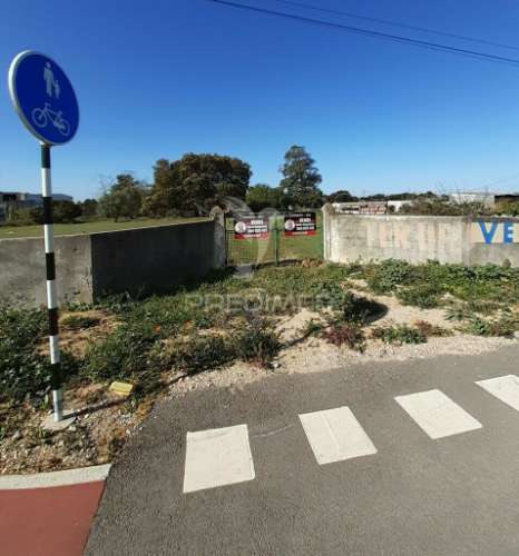 Terreno urbano para serviços e industria - montijo