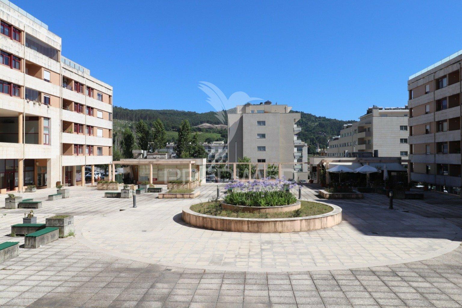 - loja/ clínica de fisioterapia