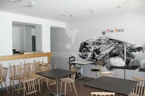 Restaurante em lagos  com habitação