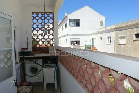 Restaurante em lagos  com habitação