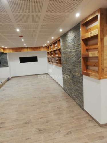 Quarteira - loja equipada para restaurante / shop equipped for restaurant