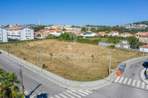 Terreno na junqueira_ vilar do paraíso_ v.n. gaia