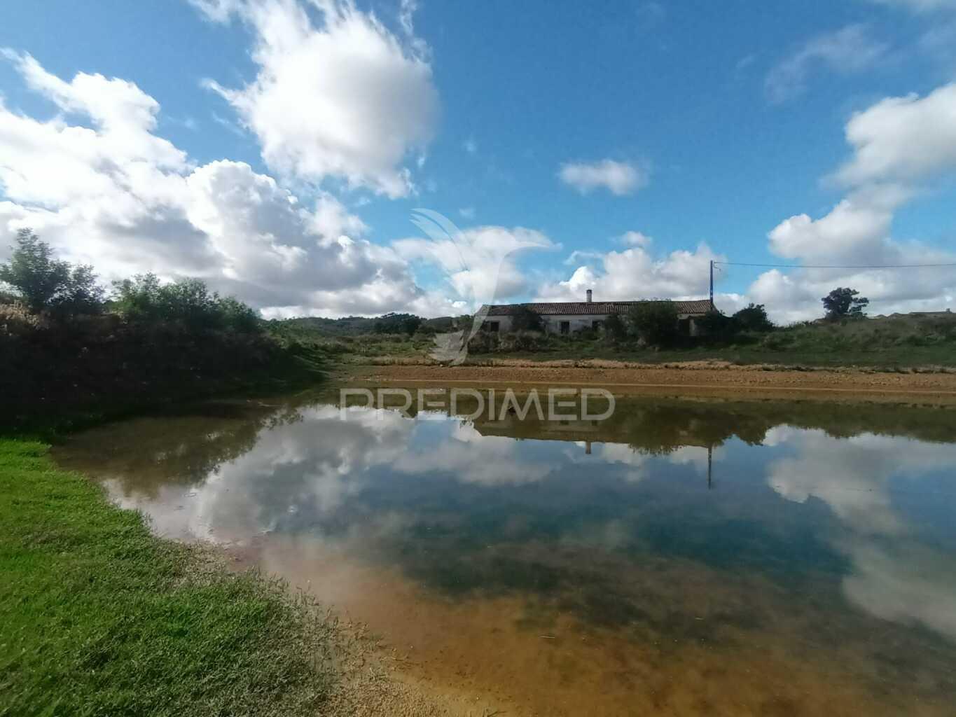 Herdade com casa rustica
