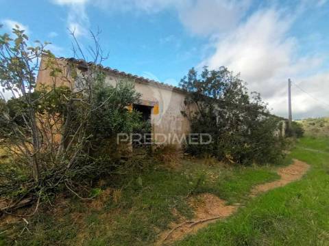 Herdade com casa rustica