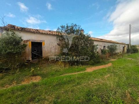 Herdade com casa rustica