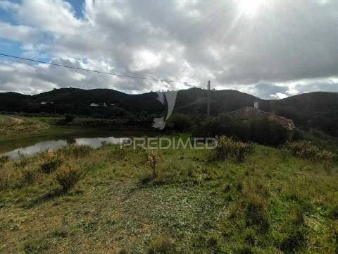 Herdade com casa rustica