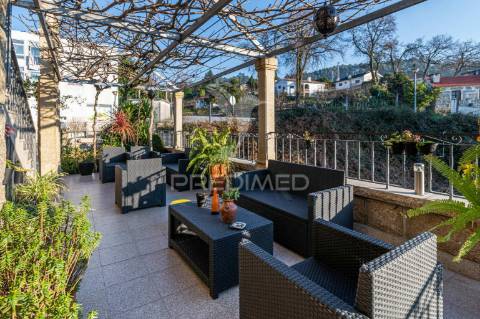 Moradia de luxo t3 com restaurante, em fafe