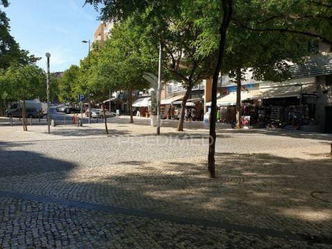 Fantástico restaurante em albufeira central